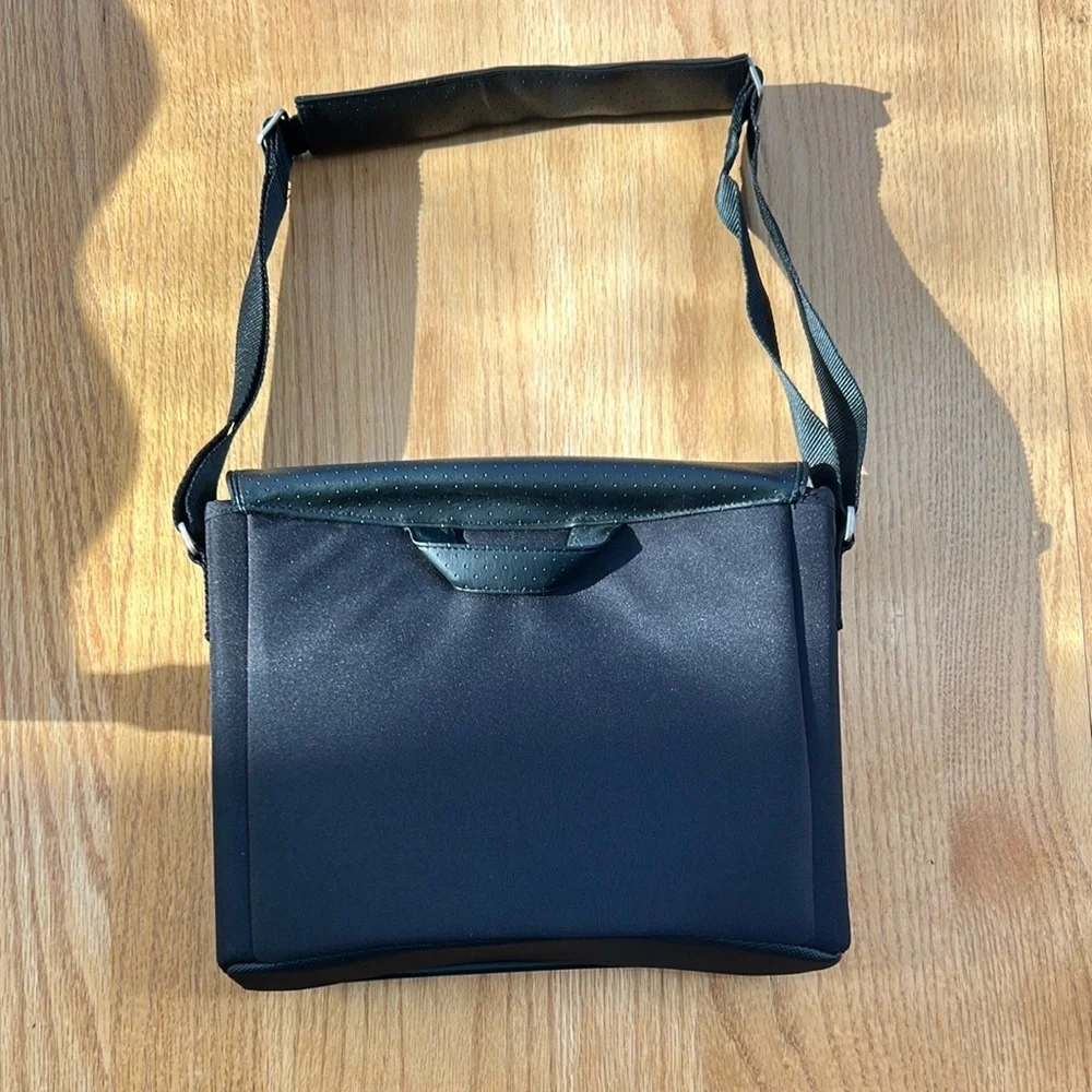 Bose Sound Dock Messenger‎ Bag Carrying Case Black Leather w/ Straps